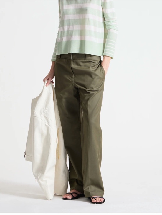 Saintart Pants - Relaxed Straight-Leg Women's Trousers in Olive Green